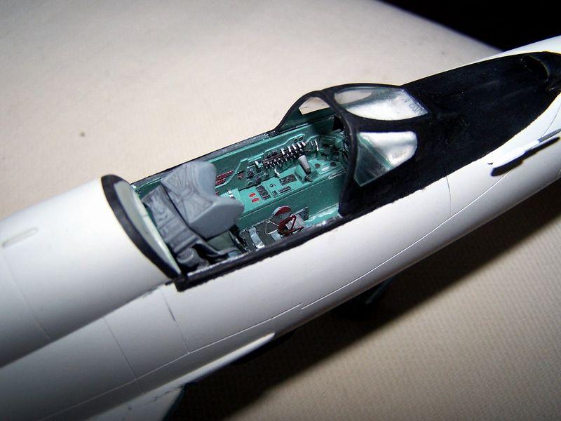 Revell Mig-21MF 041