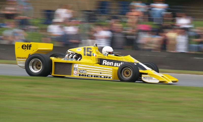 Renault_RS01_Arnoux_2007