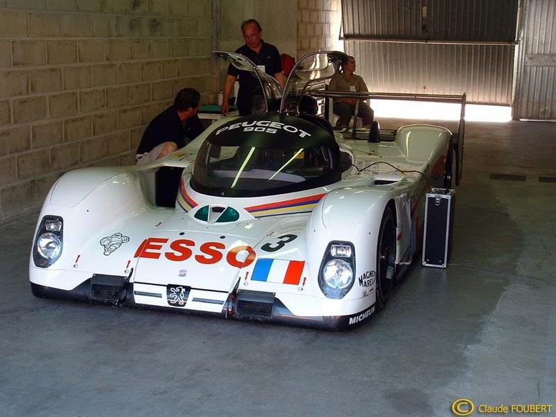 Peugeot_905_pic_37590