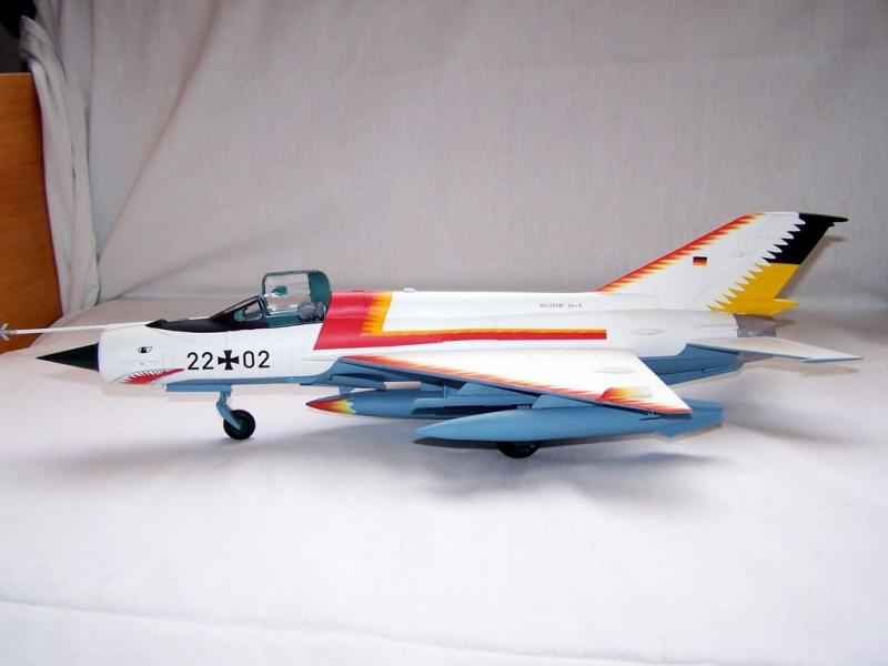 Revell Mig-21MF 063