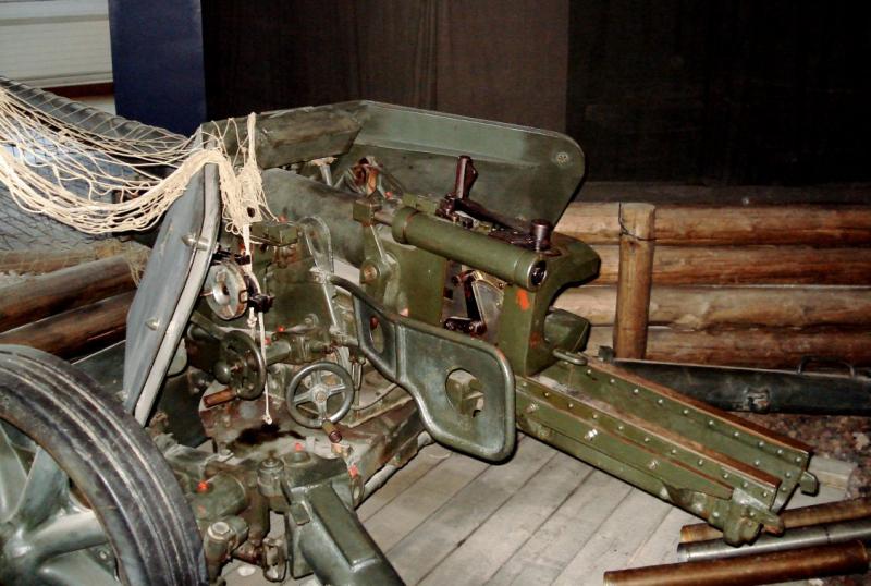 Pak40_helsinki_side