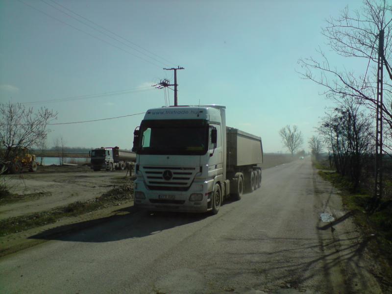 P140309_11.25

MB Actros & Medúza