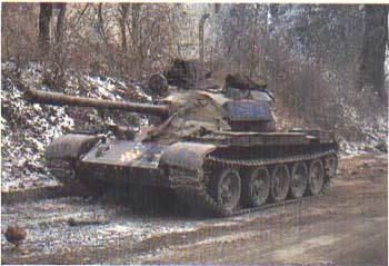 Croatischer-T-55--beim-Halt