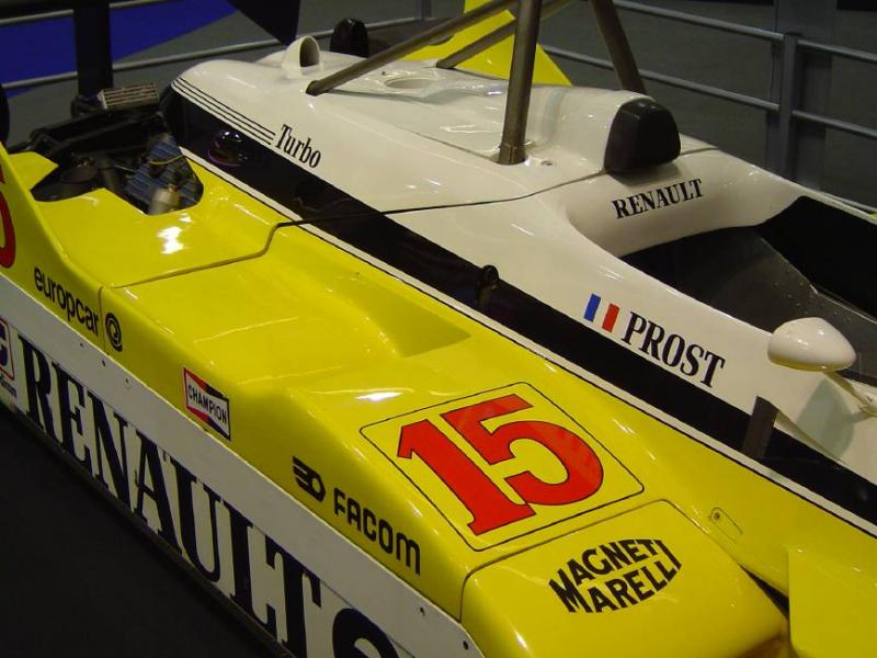 RENAULT RE30-2335