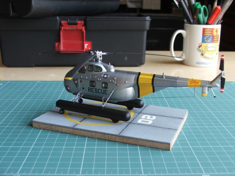 Italeri UH-19A Rescue Chickasaw_16