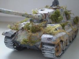 A csatatér véreskezű mészárosa
(Rommel93)