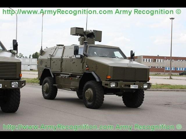dingo_2_mppv_multi_purpose_protected_vehicle_belgian_army_belgium_national_day_21_juily_juillet_2009_001