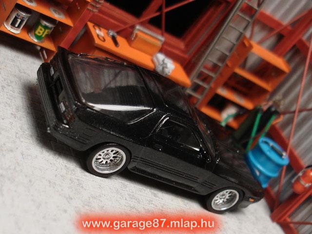 Mazda RX-7

Monogram 1/87