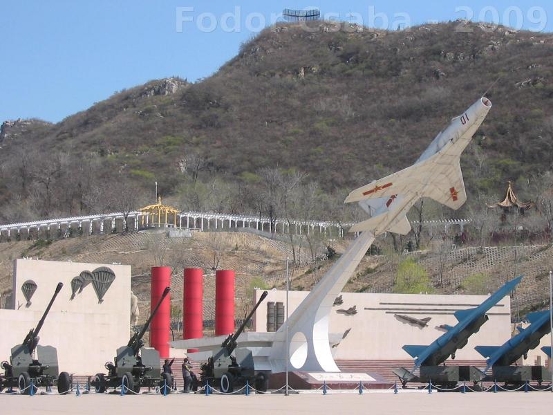 China Aviation Museum

Karóba húzott repcsi minden múzeumba kell.