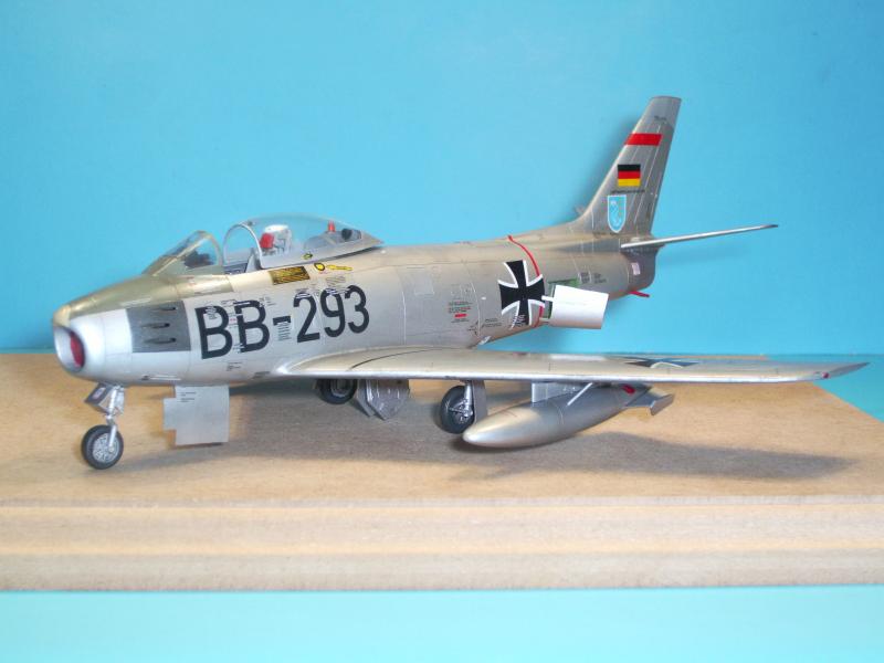 Canadair CL-13B Sabre Mk.6

(Revell 1:48)