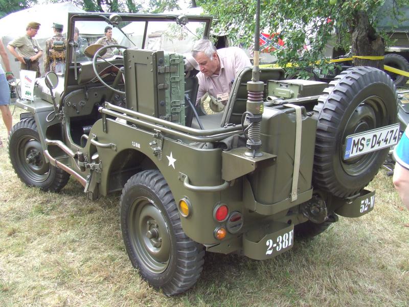 Jeep CJ2A    002