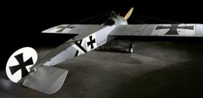 Fokker E. III.
(bobek)