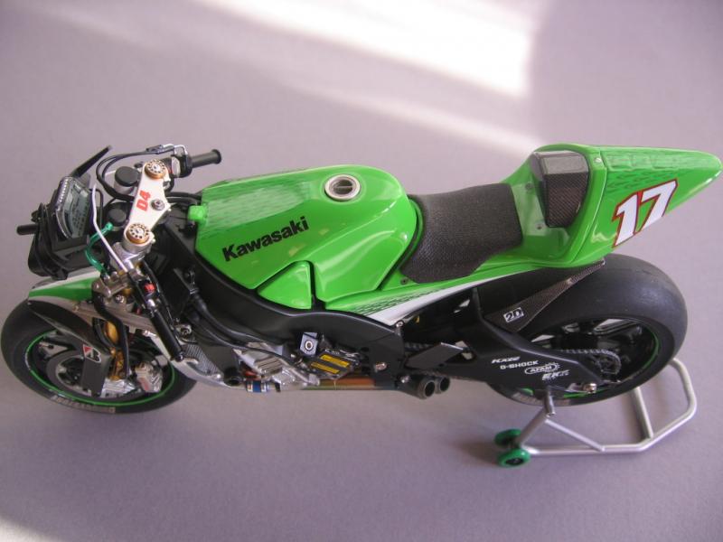 Kawasaki Ninja ZX-RR 045