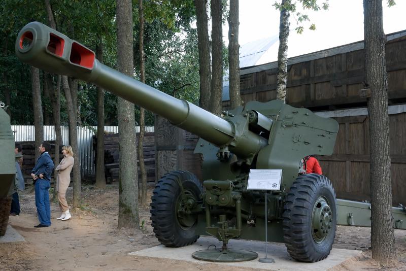 Howitzer_D-20