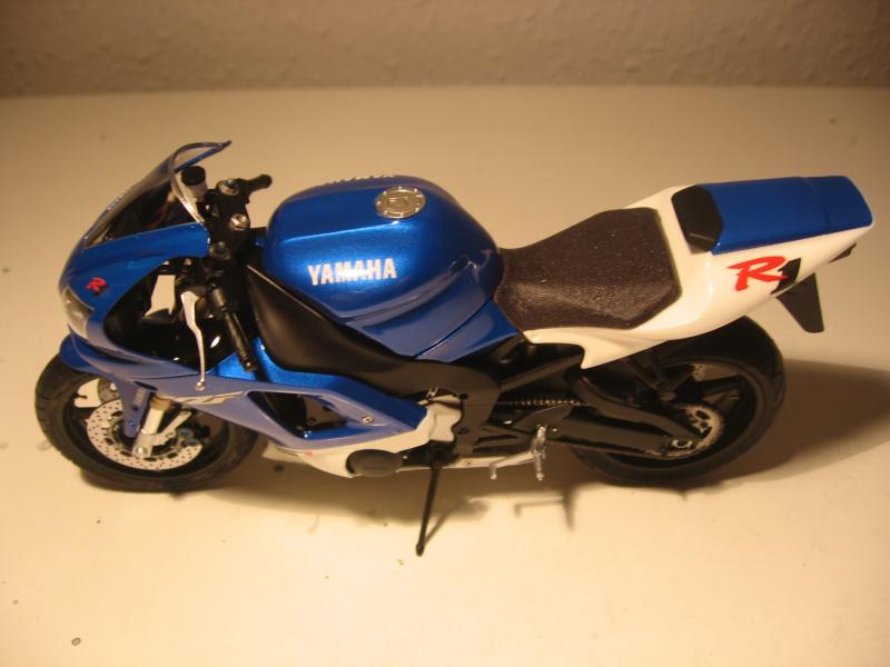 Yamaha R1 007