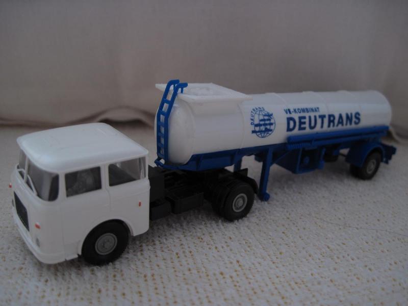 Prefo (?) Skoda Liaz Deutrans tanker