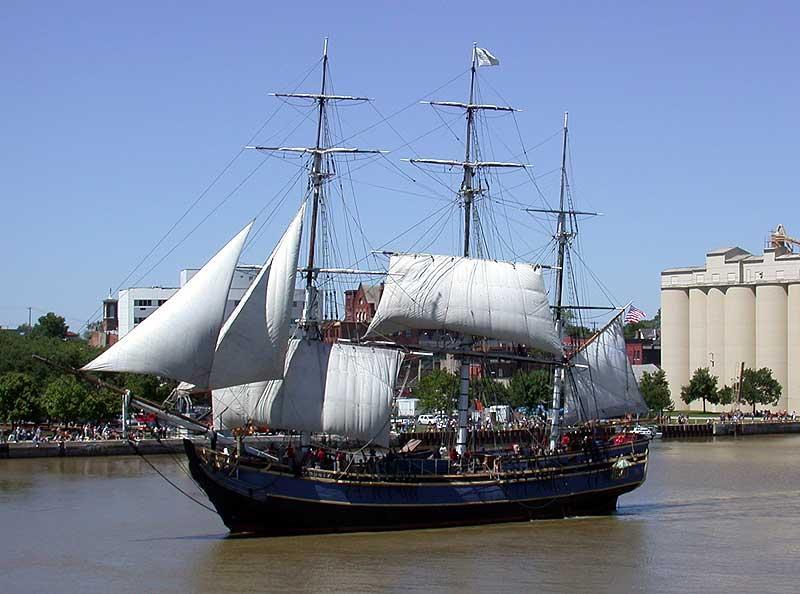 HMS-Bounty replica