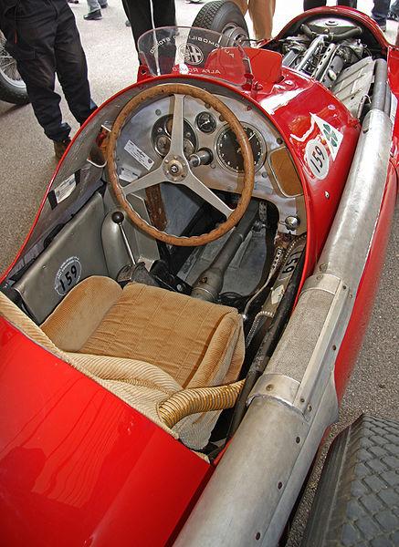 437px-Alfa_Romeo_Tipo_159_Alfetta