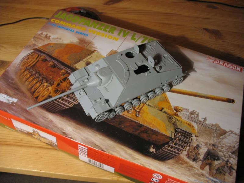 Jagdpanzer IV Command Version

Jelenleg itt tart a drága.