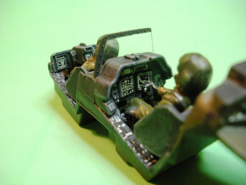 revell 48 APACHE 005