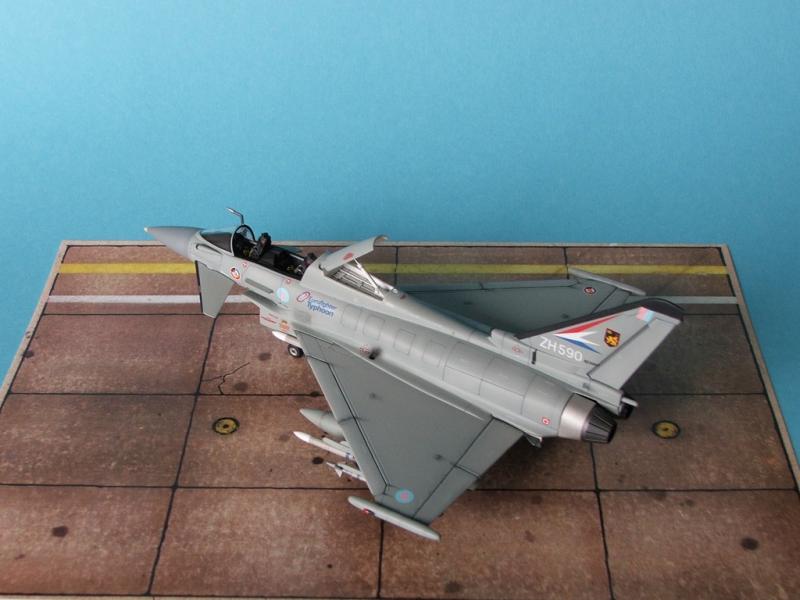 Revell Eurofighter Typhoon double seater_13