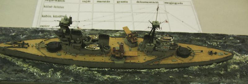 1/1000-es saját építésű HMS Indomitable (ha jól emlékszem)