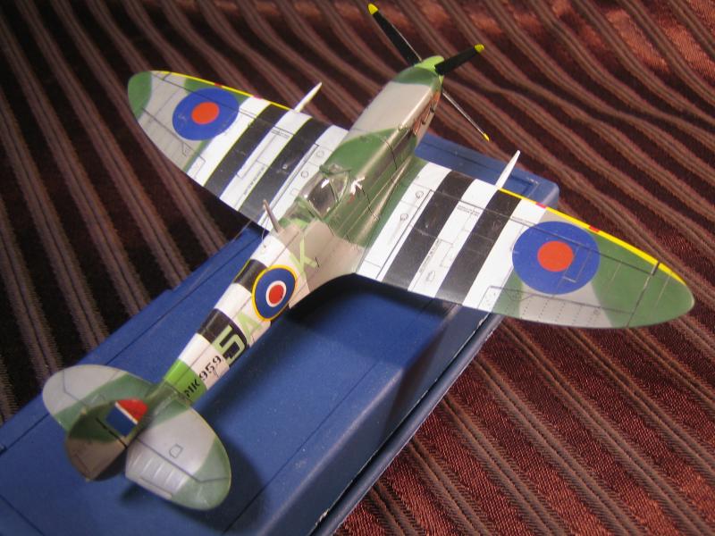 spitfire

supermarine spitfire V-IX hibrid