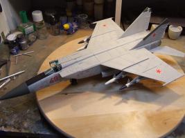 MiG-25 48-as méretarányban
(Hubcsi)