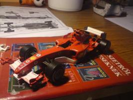 Ferrari F2005
(trolly92)