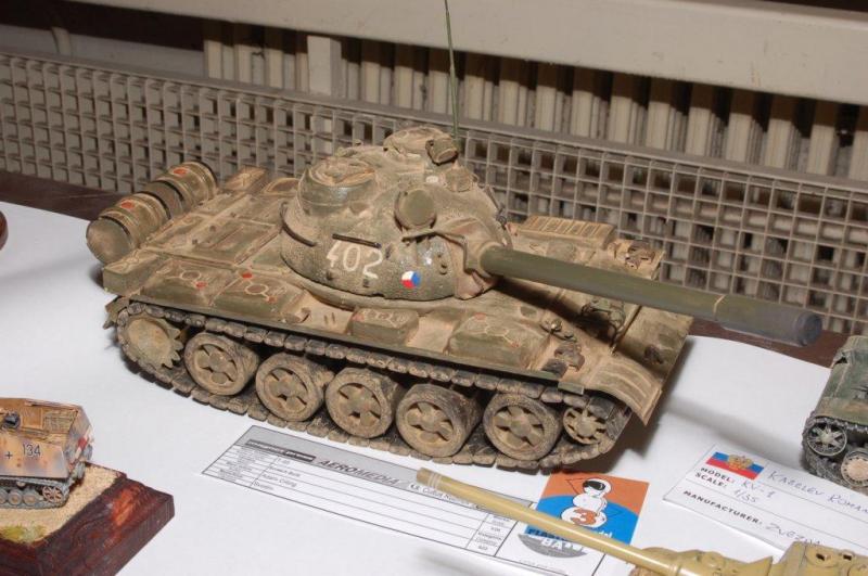 T-55

Már beporozva a pozsonyi versenyen amin két helyezést értem el a makettel.Egy 3-ik helyet a sz2 kategóriában, és a Ružinov városrész polgármesterének kulondíját ami egy tamiya 1/35 is-3-as, és egy panzer IV 1/16-os RC tank!