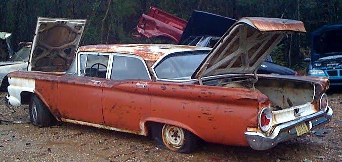 1959 Ford Galaxie junkyard