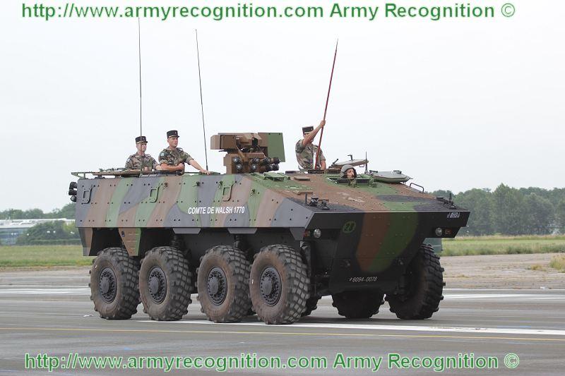 VBCI_command_post_92e_RI_regiment_infanterie__France_French_military_parade_14_july_2010_Paris_002