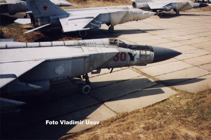 8016_16%20MiG_25P%20%20copy