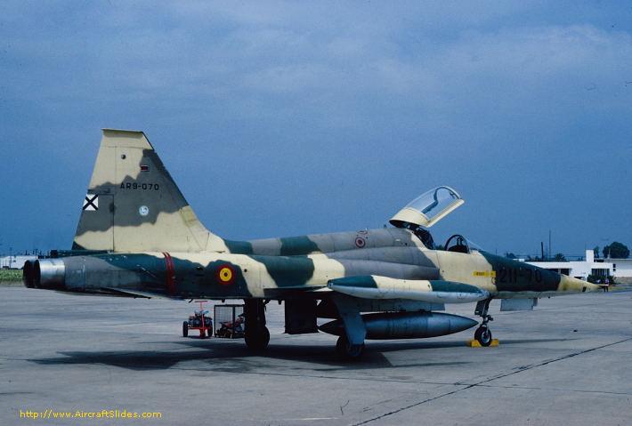 AR9-070 SPANISH A.F. F-5B 1970