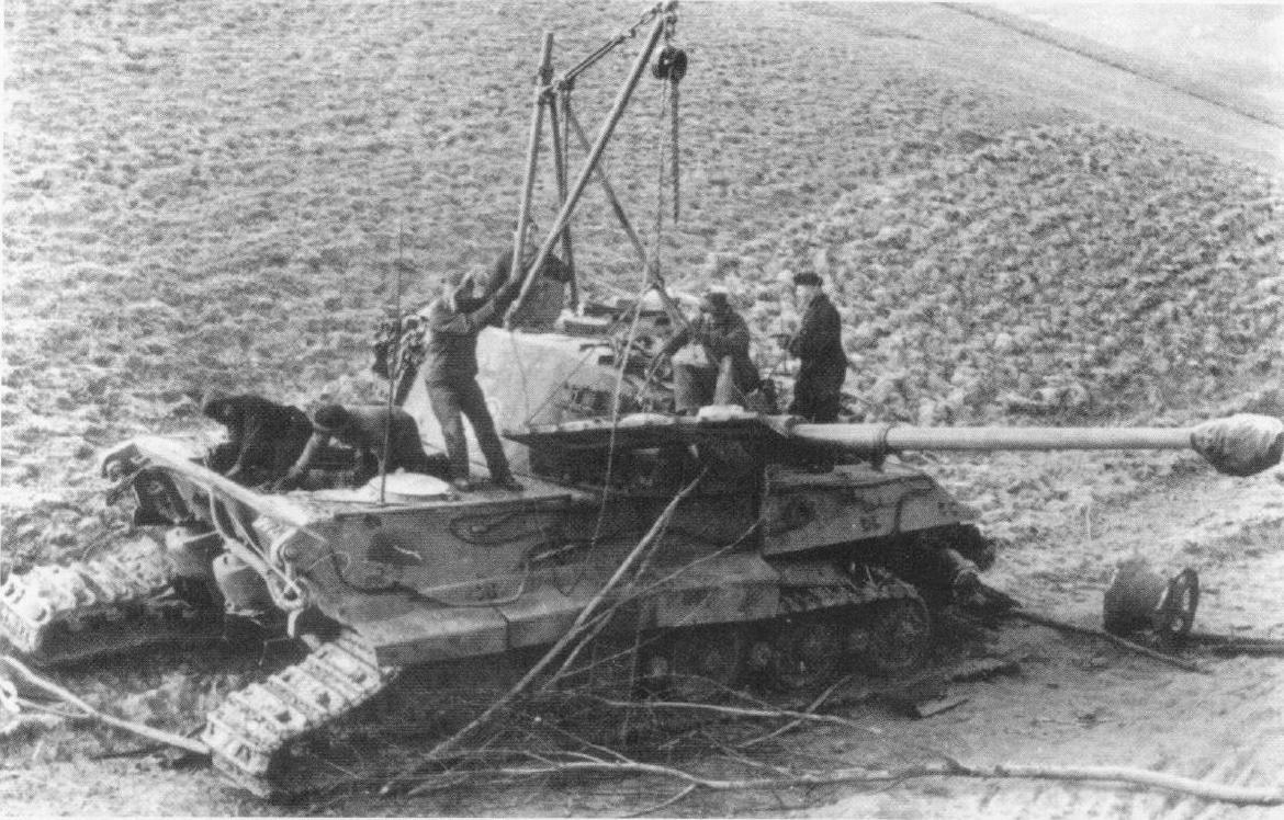 KT_sPzAbt 501_Lengyelország_1944