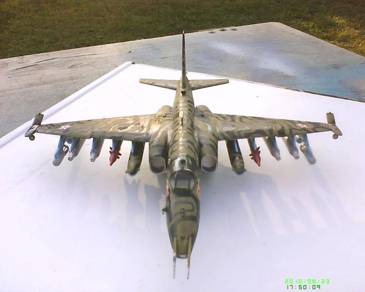 Su 25

-