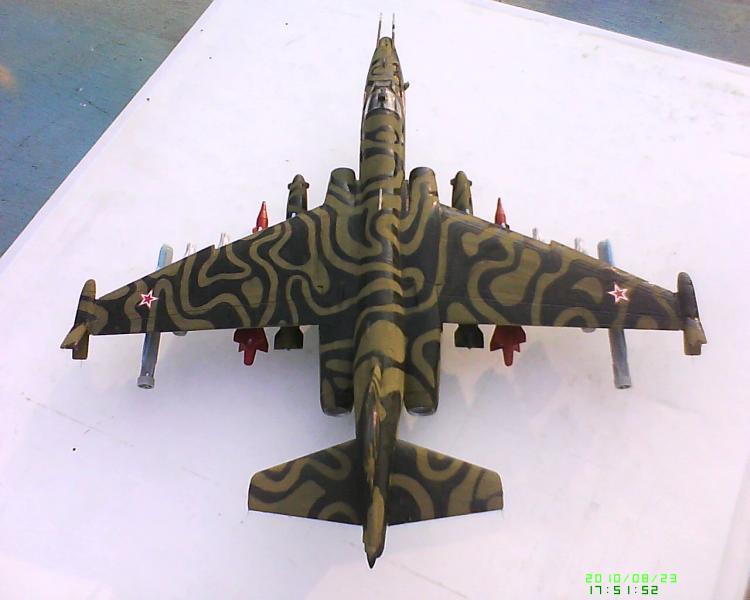 Su 25

-