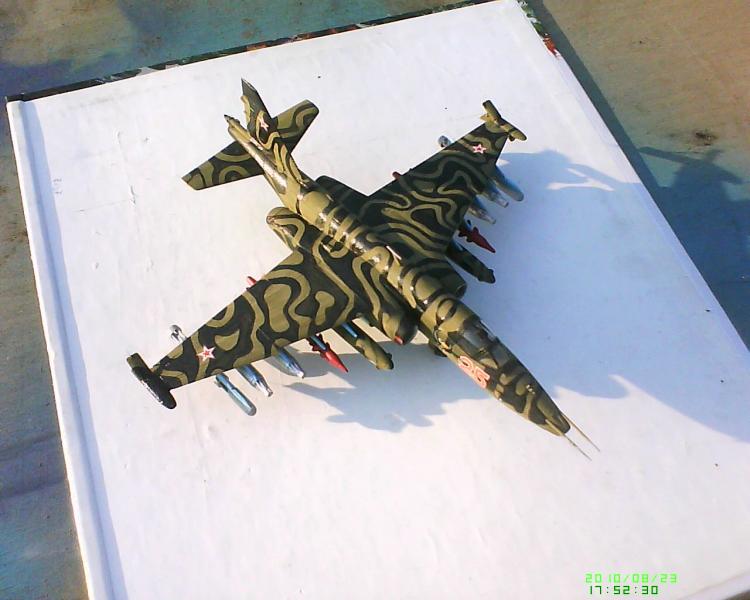 Su 25

-