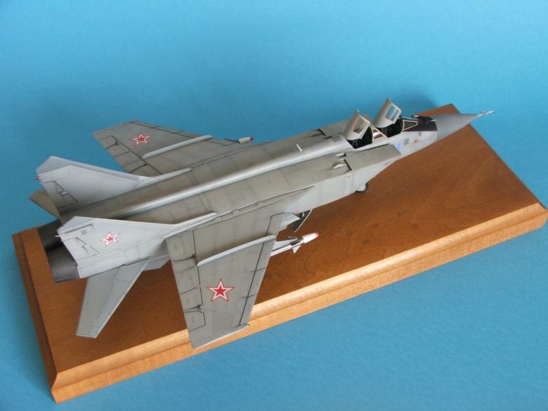 Condor MiG-31B Foxhound_3