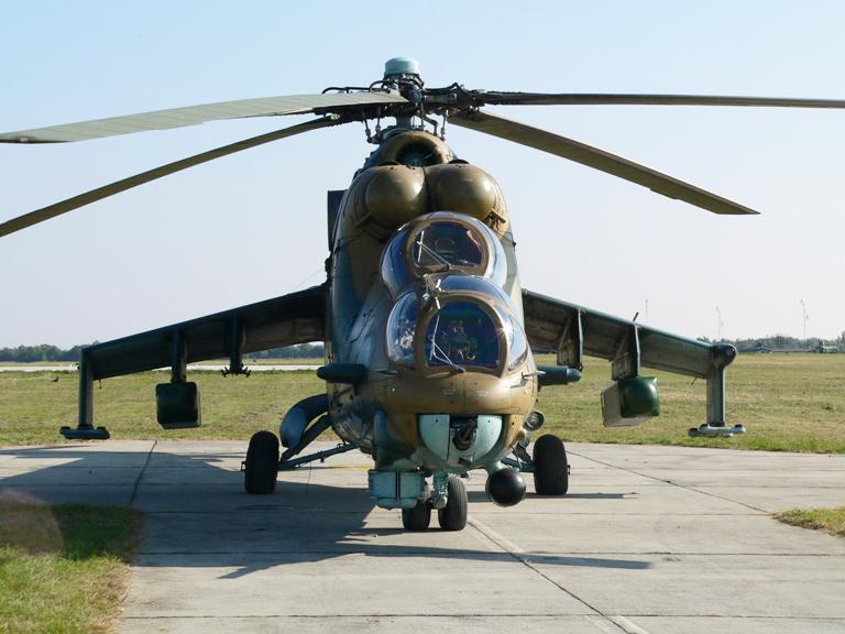 MI-24_legi_sugarfelderito_kontenerrel_N