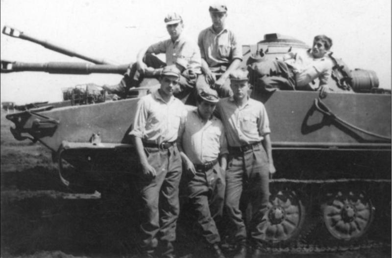 PT-76B  MN  Lenti  Zajda