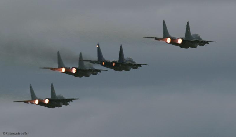 MiG_29 bucsurepules copy

2010