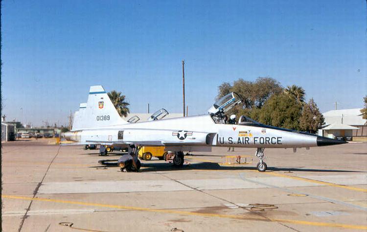 01389 USAF F-5E OLD CS 425 TFTW 1973