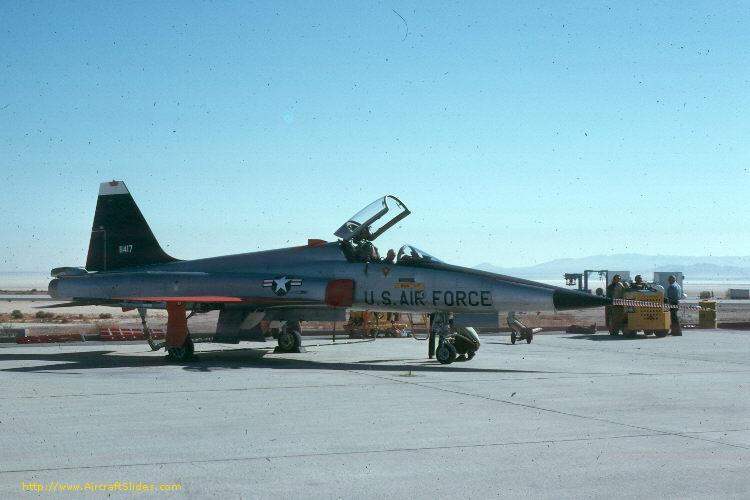 F-5E 11417 8 OCT 1975 AFFTC