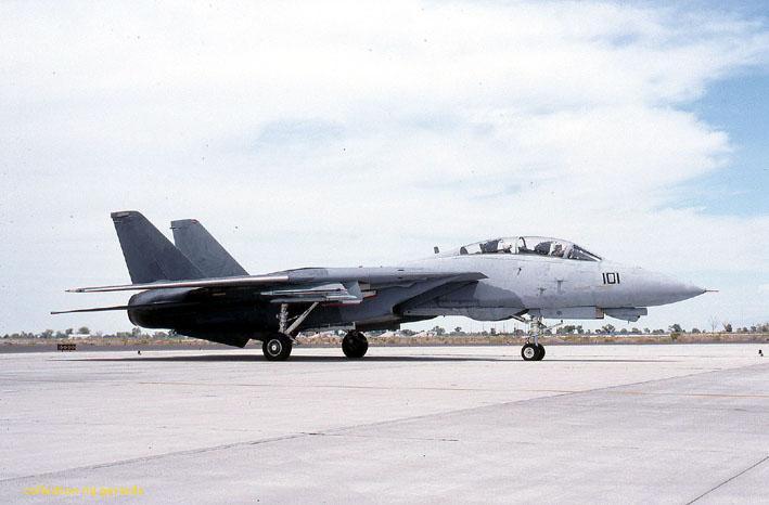 VF- 162691 101 SP.CAMO jul89 F14B