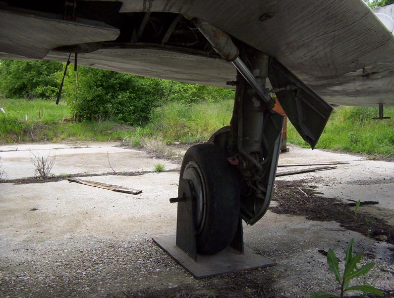 Mig-15 Börgönd hnagár 2005 08