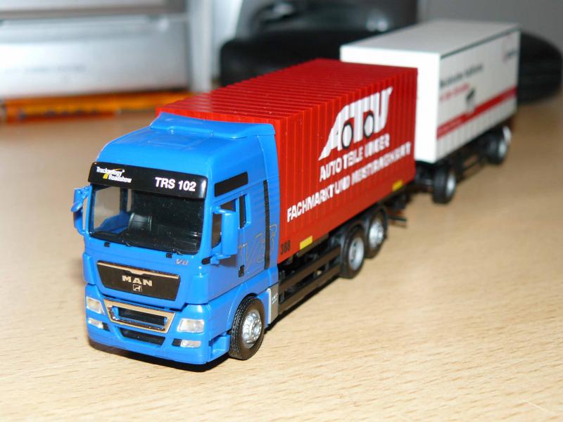 MAN TGX XXL Konténeres