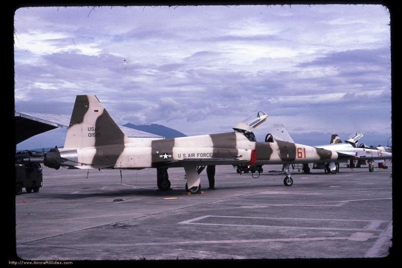 61 PACAF F-5E sn 74-1561 (11.78)