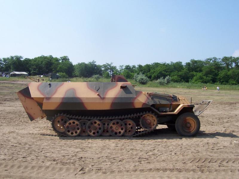 Sd.Kfz.251 11