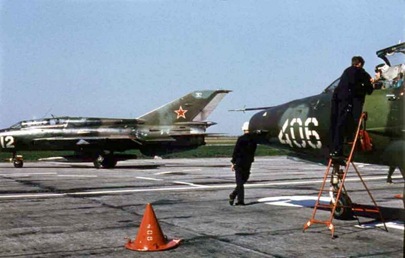 248.261.3_MIG-21U_Russia312